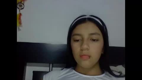 Snapshot of brad_and_emma293215 chatting on March 9, 12:36 am brad_and_emma293215 online show from March 9, 12:36 am