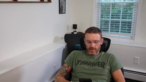 Snapshot of bradbronton chatting on September 23, 8:12 pm BradBronton online show from September 23, 8:12 pm