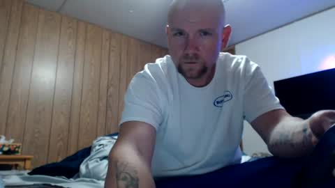 Snapshot of bradjenson23 chatting on July 21, 4:53 pm Brad Jenson online show from July 21, 4:53 pm
