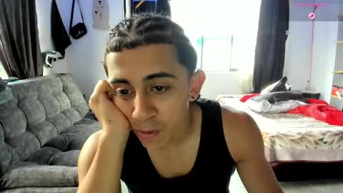 Snapshot of bradley_strong_ chatting on June 2, 7:05 pm Bradley Strong online show from June 2, 7:05 pm