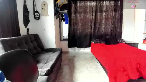 Snapshot of bradley_strong_ chatting on June 24, 7:46 pm Bradley Strong online show from June 24, 7:46 pm