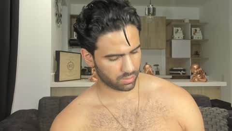 bradleymartin7 online show from January 23, 5:02 am