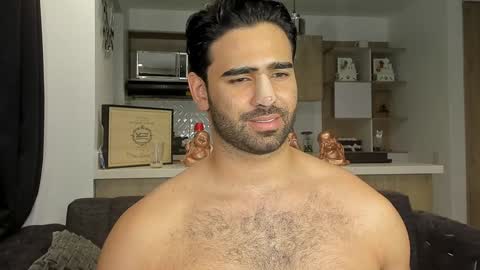 bradleymartin7 online show from January 28, 5:22 am