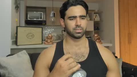 bradleymartin7 online show from September 16, 10:55 pm