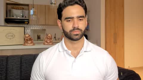 bradleymartin7 online show from February 3, 11:10 pm