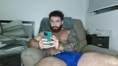 Snapshot of bradtrainn chatting on October 12, 10:53 pm bradtrainn online show from October 12, 10:53 pm