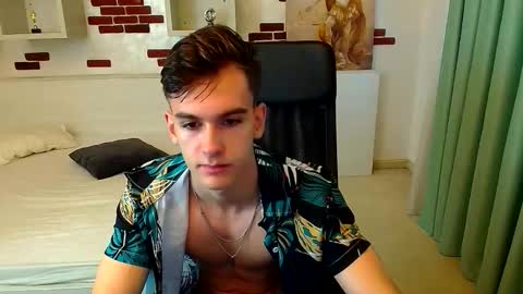 BradyFlint online show from October 25, 5:15 am