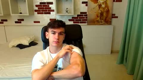 BradyFlint online show from November 21, 5:28 am