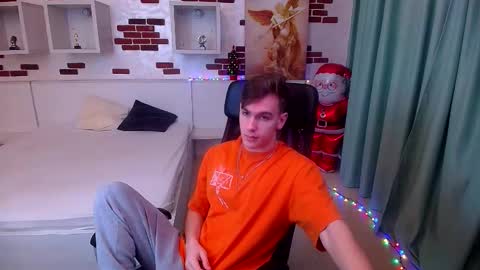 BradyFlint online show from December 15, 6:06 am