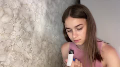 Snapshot of bralkissy chatting on June 24, 3:55 pm Kate online show from June 24, 3:55 pm