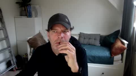 Bram online show from December 6, 10:38 am