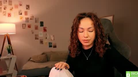 Lilly online show from October 28, 12:09 pm