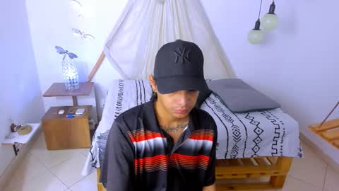 Snapshot of brand_hades chatting on September 10, 1:11 pm B R A N D online show from September 10, 1:11 pm