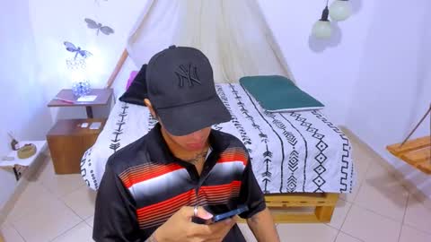 Snapshot of brand_hades chatting on September 13, 7:24 pm B R A N D online show from September 13, 7:24 pm