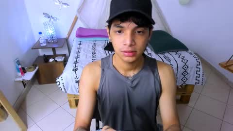 Snapshot of brand_hades chatting on September 16, 1:34 pm B R A N D online show from September 16, 1:34 pm