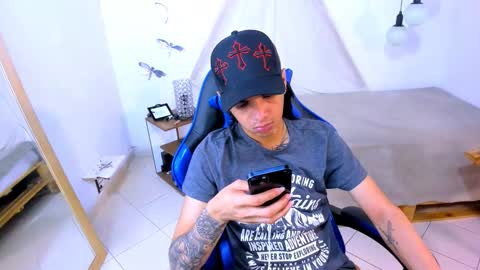 B R A N D online show from March 15, 11:33 pm