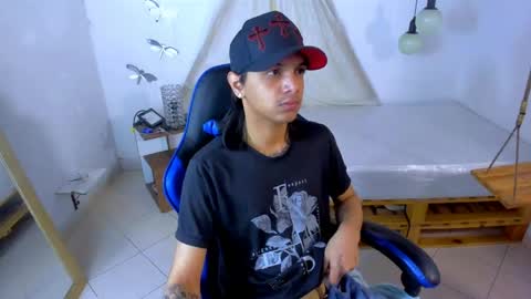 B R A N D online show from April 22, 2:47 am