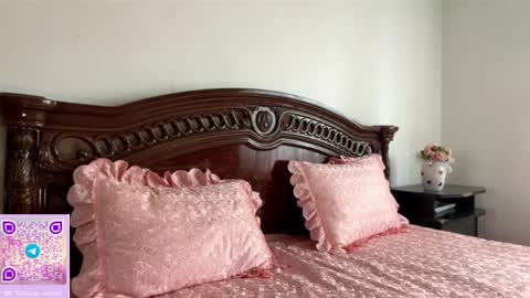 Lilly online show from April 2, 6:22 am