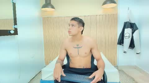 Snapshot of brandon_mercuri chatting on July 14, 12:55 pm BRANDON online show from July 14, 12:55 pm