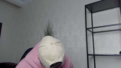 BrandonTateX online show from December 5, 1:38 pm