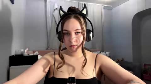 Eva online show from March 10, 1:16 pm