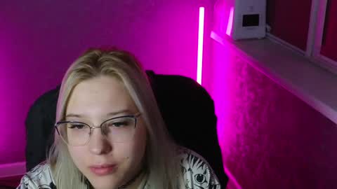 Belle  online show from December 22, 2:06 am