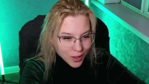 Belle  online show from December 25, 1:20 am