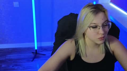 Belle  online show from January 13, 4:28 am