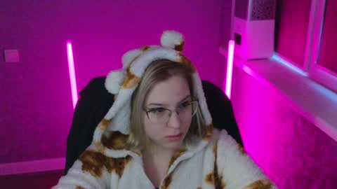 Belle  online show from January 24, 3:00 am