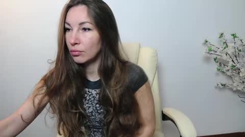 Brandy Gem online show from April 22, 7:44 am