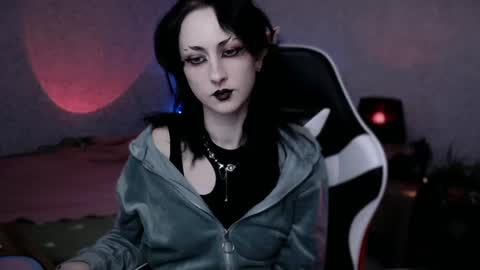 Aurorabut ur dad just calls me Rory online show from March 18, 11:46 am