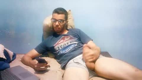 PutoBR online show from April 8, 5:18 am