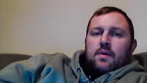 Snapshot of brasso1982 chatting on January 3, 3:05 am willywinker online show from January 3, 3:05 am