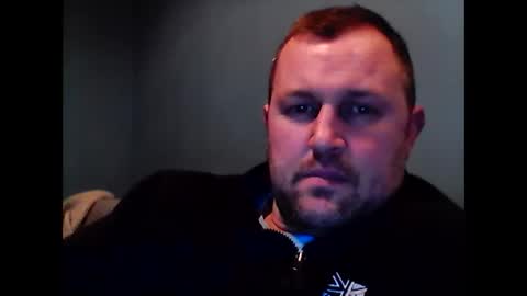 Snapshot of brasso1982 chatting on February 6, 9:28 pm willywinker online show from February 6, 9:28 pm