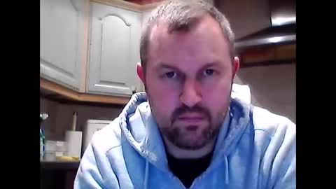 Snapshot of brasso1982 chatting on October 16, 6:31 pm willywinker online show from October 16, 6:31 pm