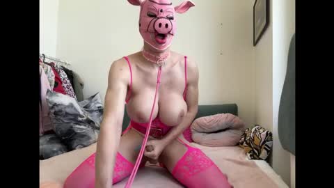 bratzdoll1994 online show from April 19, 7:27 pm