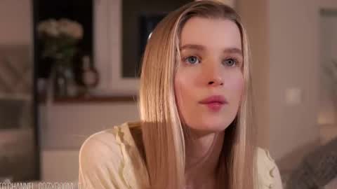 Snapshot of brave_journey chatting on October 7, 10:18 pm Eli online show from October 7, 10:18 pm