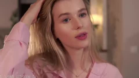 Snapshot of brave_journey chatting on October 16, 6:20 pm Eli online show from October 16, 6:20 pm