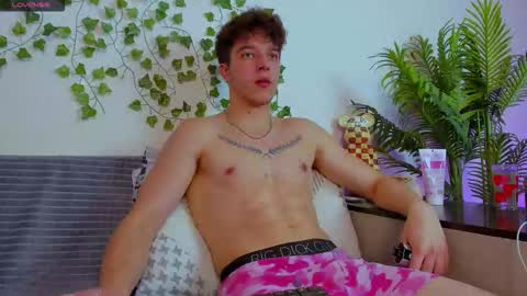 Johny Bravo online show from October 12, 12:59 pm