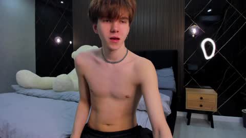 Snapshot of braxiboy chatting on January 31, 1:02 pm Brax online show from January 31, 1:02 pm