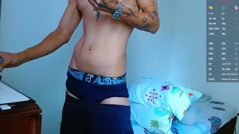 Snapshot of bray_hotboy chatting on September 17, 2:30 pm Bray Hotboy online show from September 17, 2:30 pm