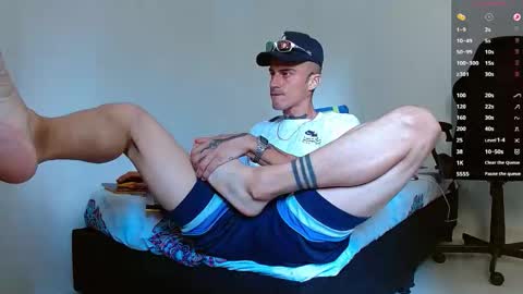Snapshot of bray_hotboy chatting on September 26, 3:05 pm Bray Hotboy online show from September 26, 3:05 pm