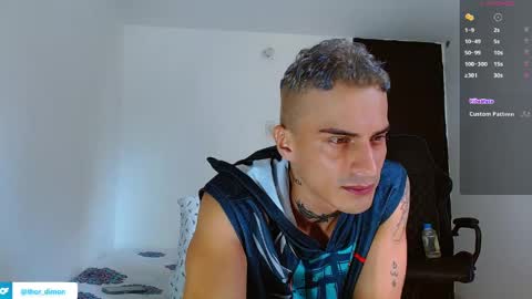 Snapshot of bray_hotboy chatting on May 24, 3:50 pm Bray Hotboy online show from May 24, 3:50 pm
