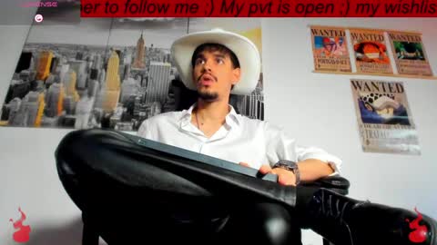 Snapshot of brayhambrown chatting on March 31, 9:15 pm brayhambrown online show from March 31, 9:15 pm