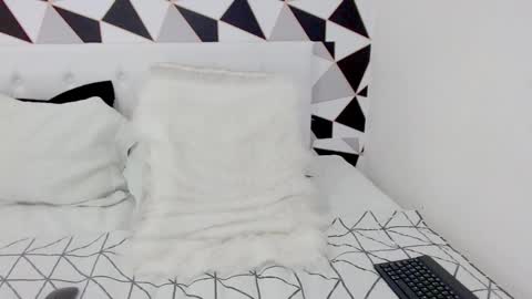 Snapshot of braziliangirl191 chatting on January 14, 4:04 am Alice online show from January 14, 4:04 am