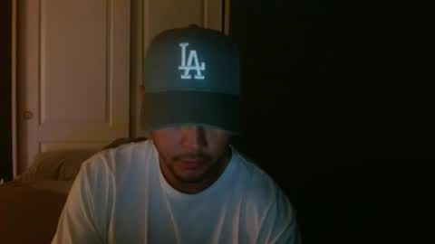 Breadcrumbsss online show from December 15, 8:40 am