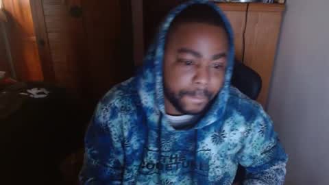 Breadw1nnah online show from December 9, 4:15 pm