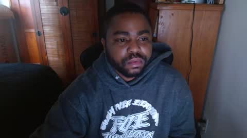 Breadw1nnah online show from December 16, 4:05 pm