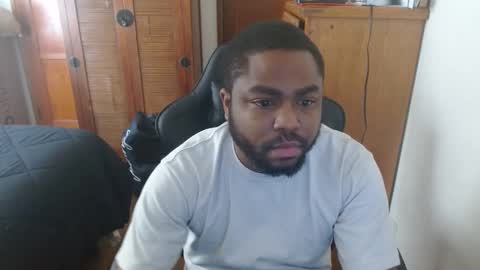 Breadw1nnah online show from January 2, 8:35 pm