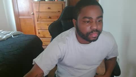 Breadw1nnah online show from October 14, 6:09 pm